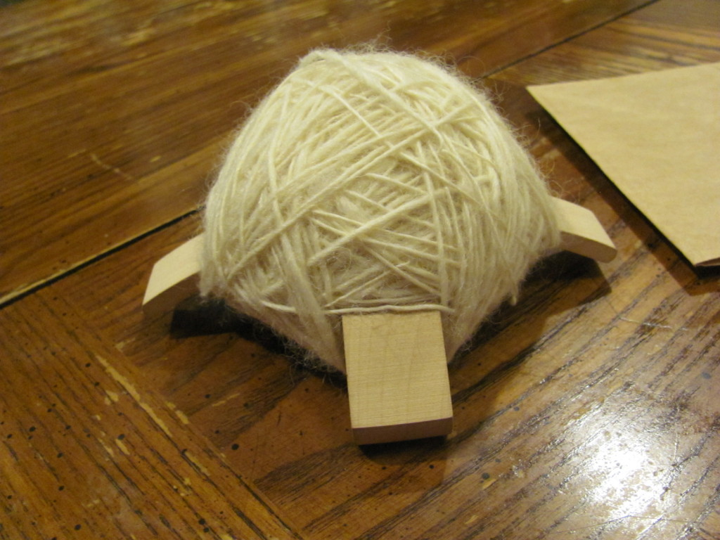 Roving turned into single-ply yarn